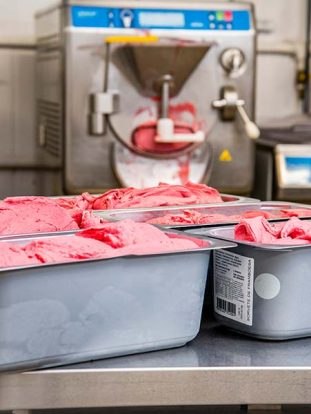 producao-de-sorvetes-da-pa-virada-ilhabela Sorveteria Ilhabela - Da Pá Virada Gelateria